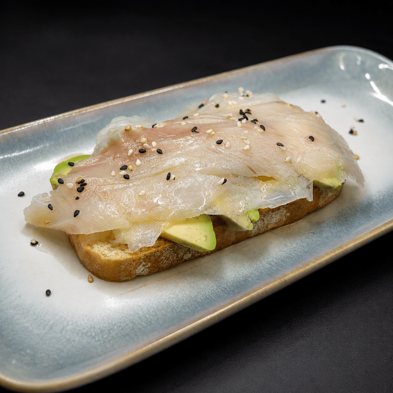 Tosta de bacalao ahumado
